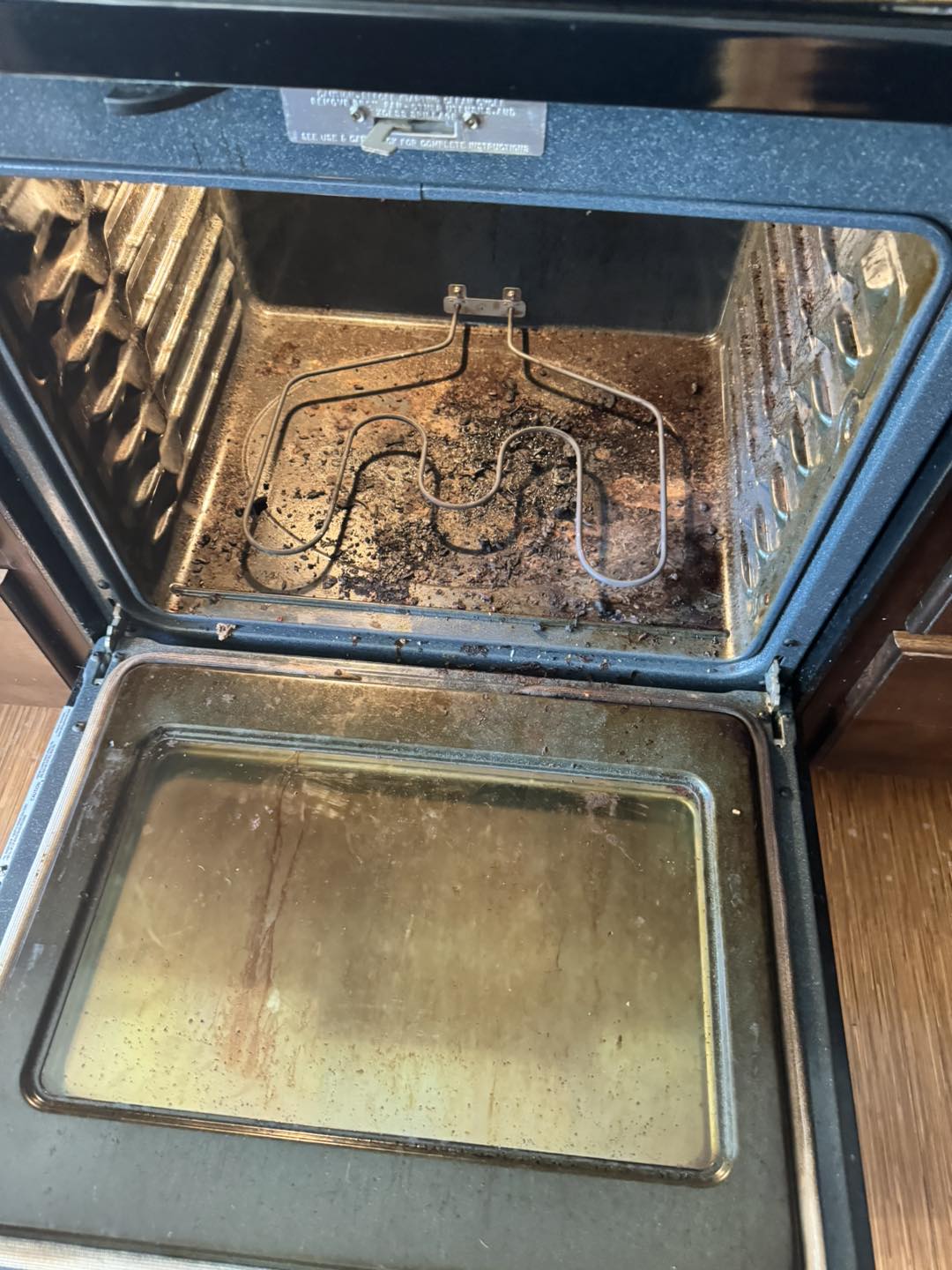 Oven before cleaning